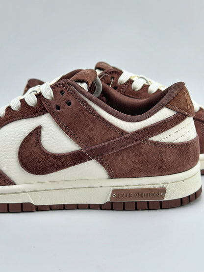 (J) SB NIKE Dunk Low x (White Brown)