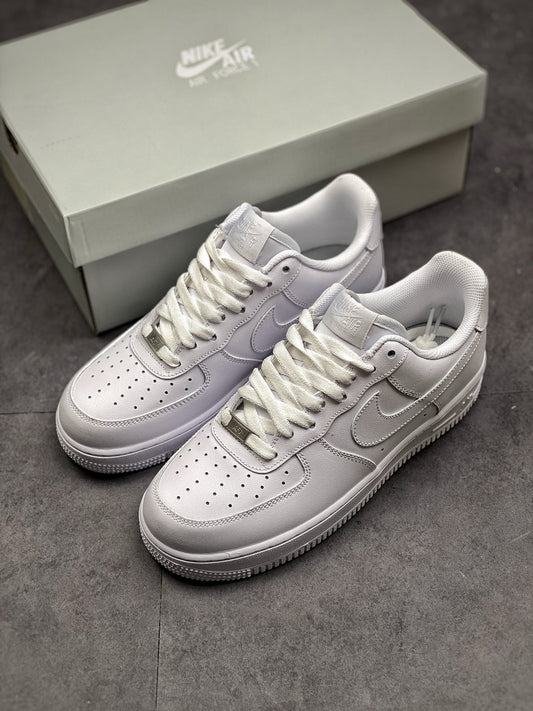 (J)  air force 1 low ’07 “all white （All white low top）