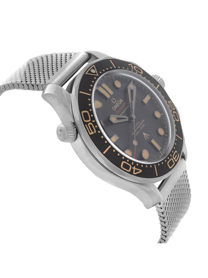 (O)  Seamaster 300 Titanium 007 Edition No Time To Die 210.90.42.20.01.001