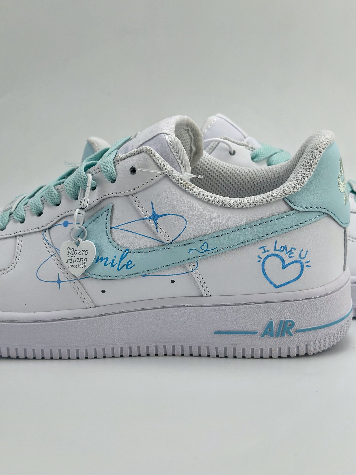 (J)  Air Force 1 Low 07