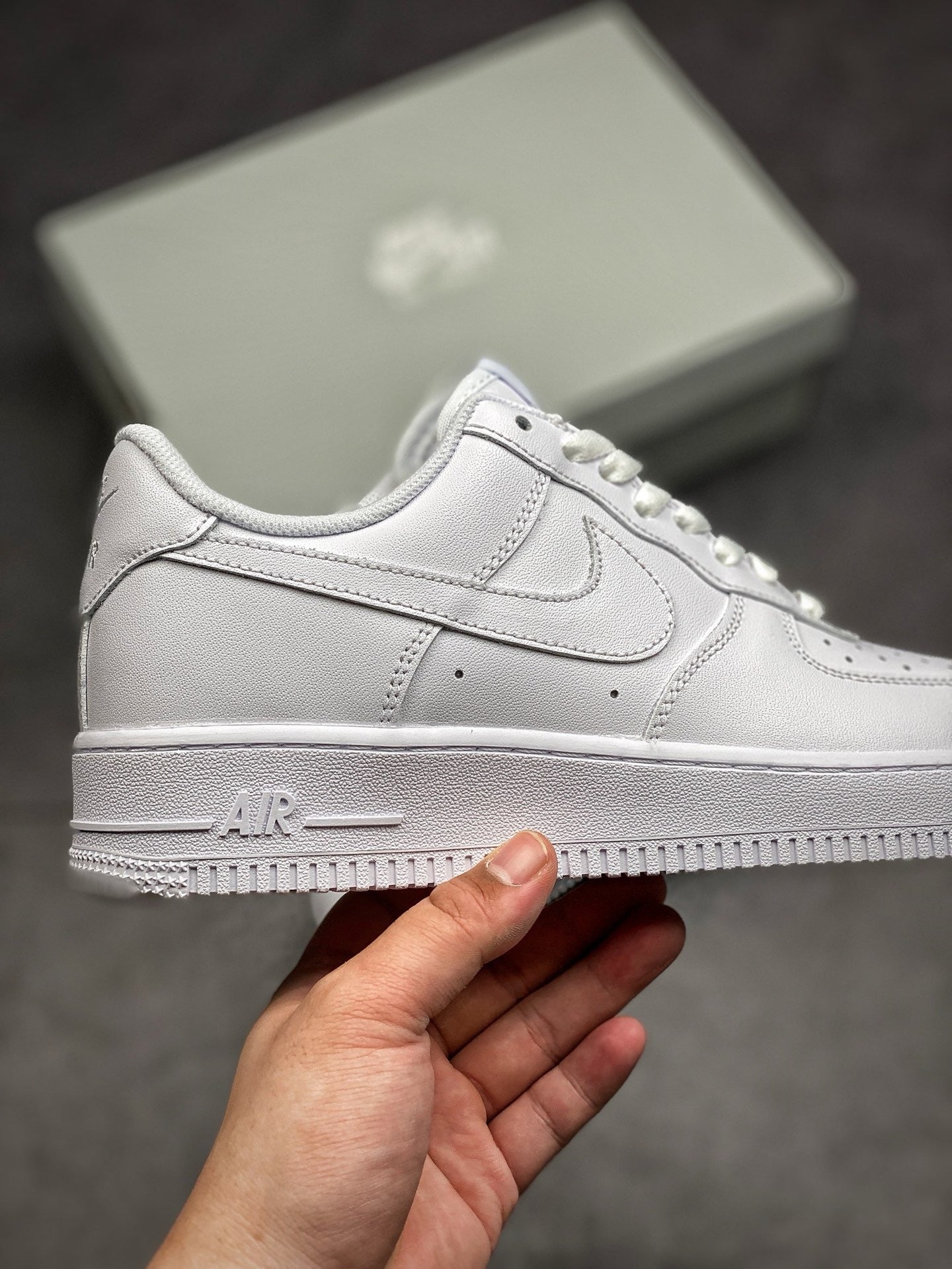 (J)  air force 1 low ’07 “all white （All white low top）