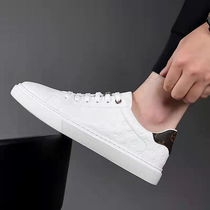 (S) European station men's shoes leather little white shoes men's summer breathable casual shoes one pedal trend versatile thick baseplate shoes